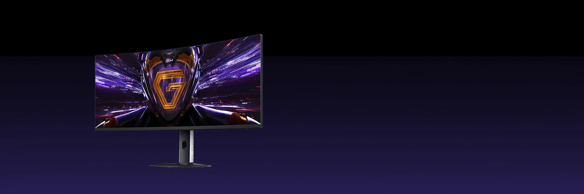 Xiaomi Curved Gaming Monitor G34WQi 2026 met het G-logo op het scherm, in een paarse banner