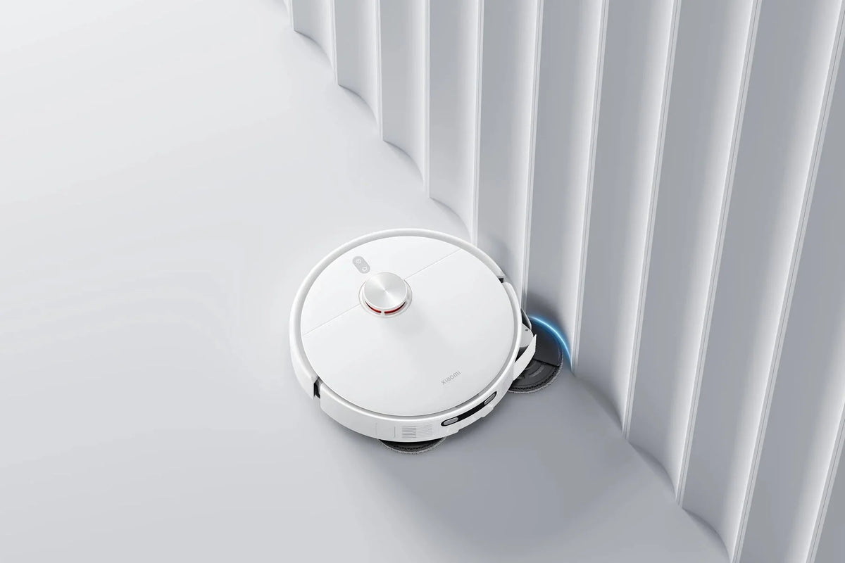 Xiaomi Robot Vacuum H50 Pro reinigt strak langs een onregelmatige plint