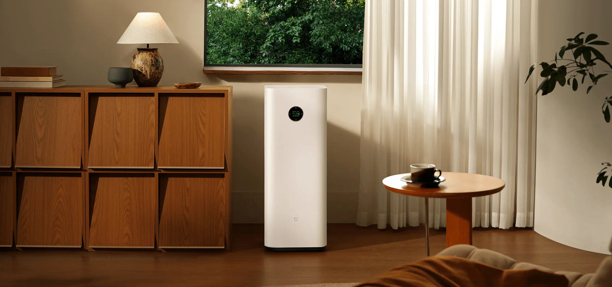 Xiaomi Mijia Smart Air Purifier Max met de Xiaomi Mijia Smart Air Purifier Max Filter in een woonkamer