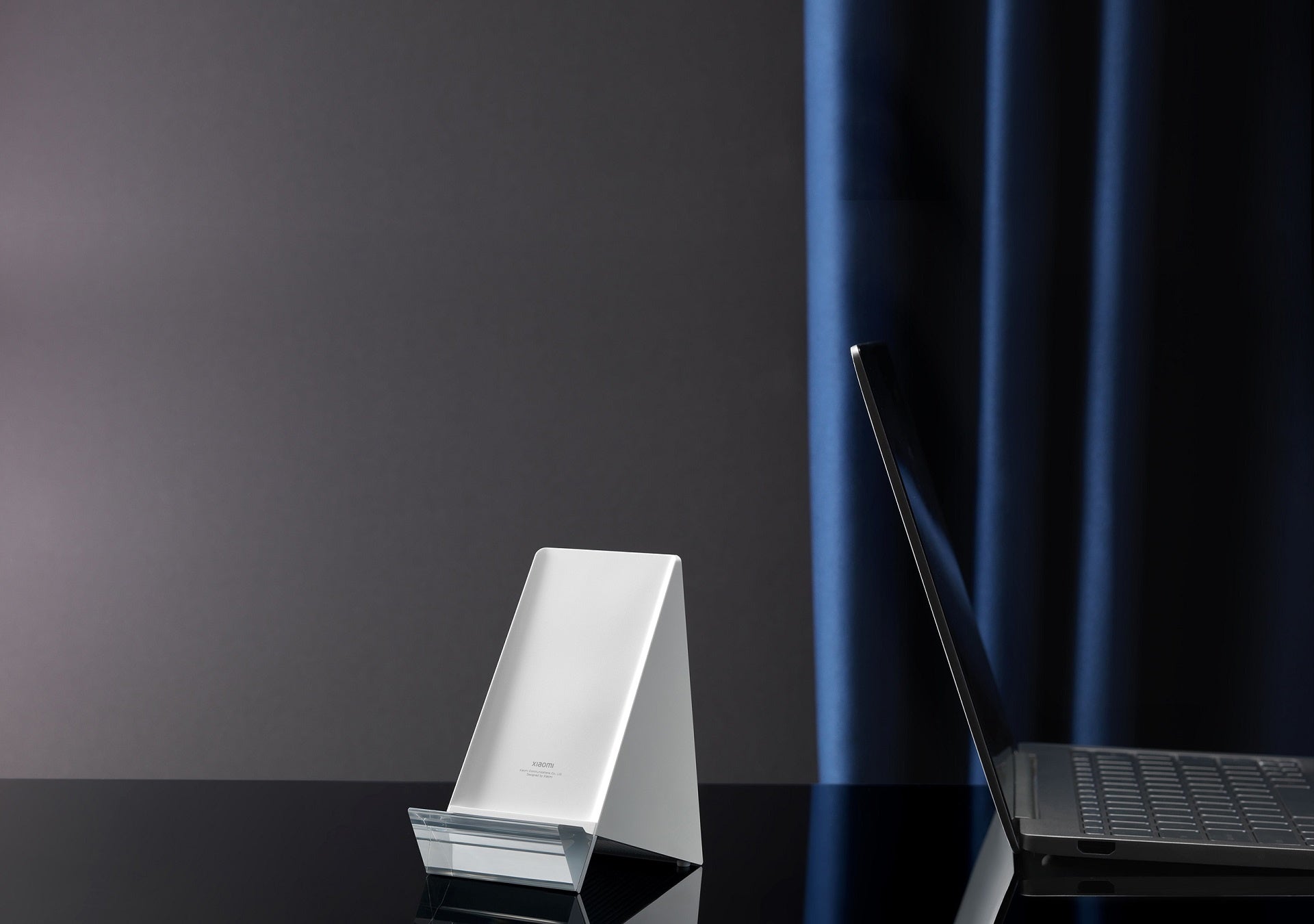 Xiaomi Mi 80W Wireless Charging Stand